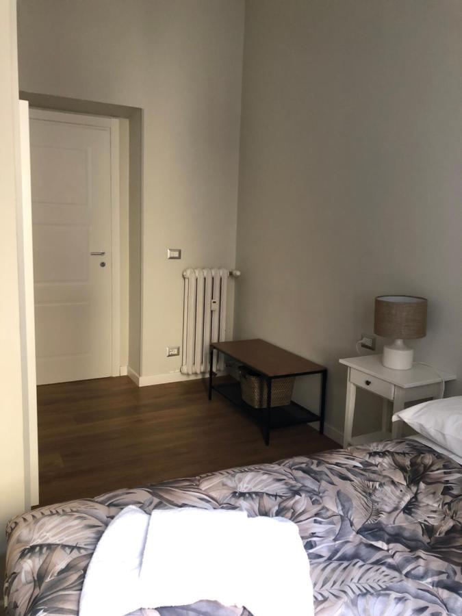 Hotel The Castle Inside Roma Esterno foto